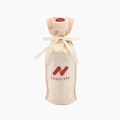 Cotton bottle bag with natural closure